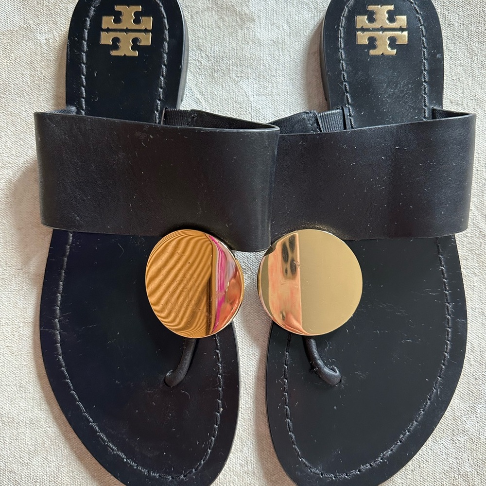 Tory Burch ‘Patos’ Disk Sandal in Black
